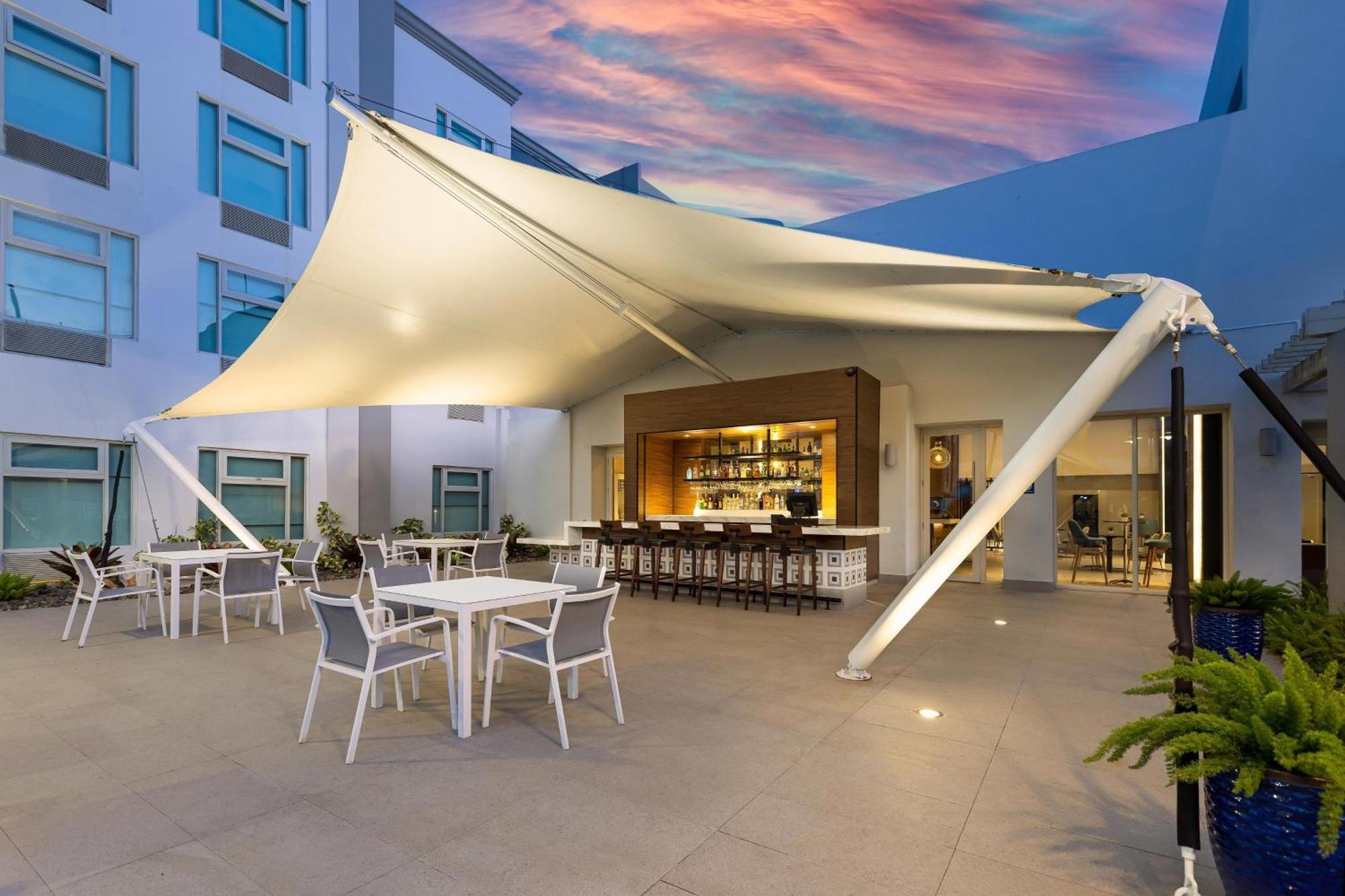 Four Points By Sheraton Caguas Real Exteriér fotografie