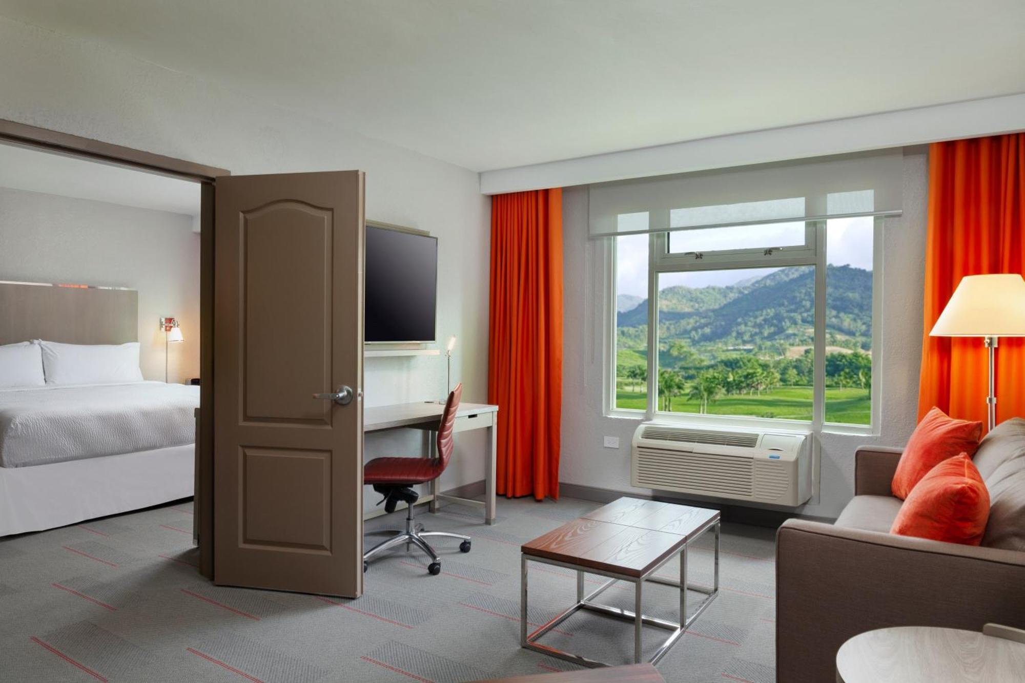 Four Points By Sheraton Caguas Real Exteriér fotografie